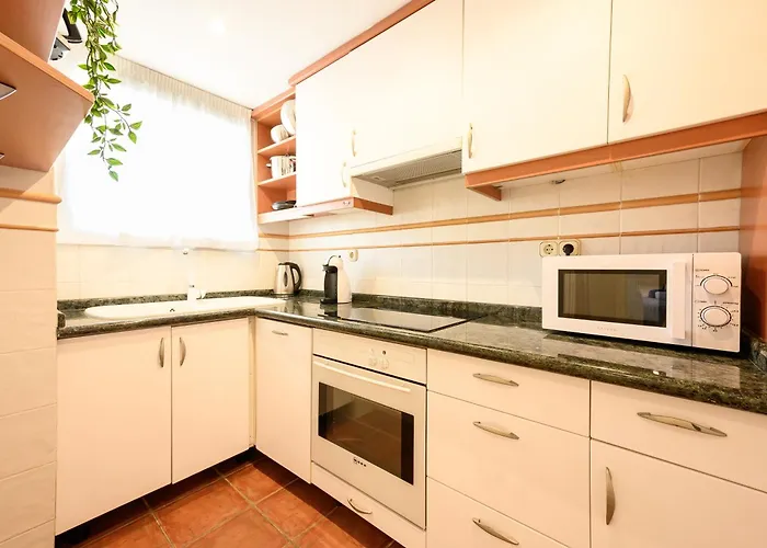 Imperator Sea Views Apartments