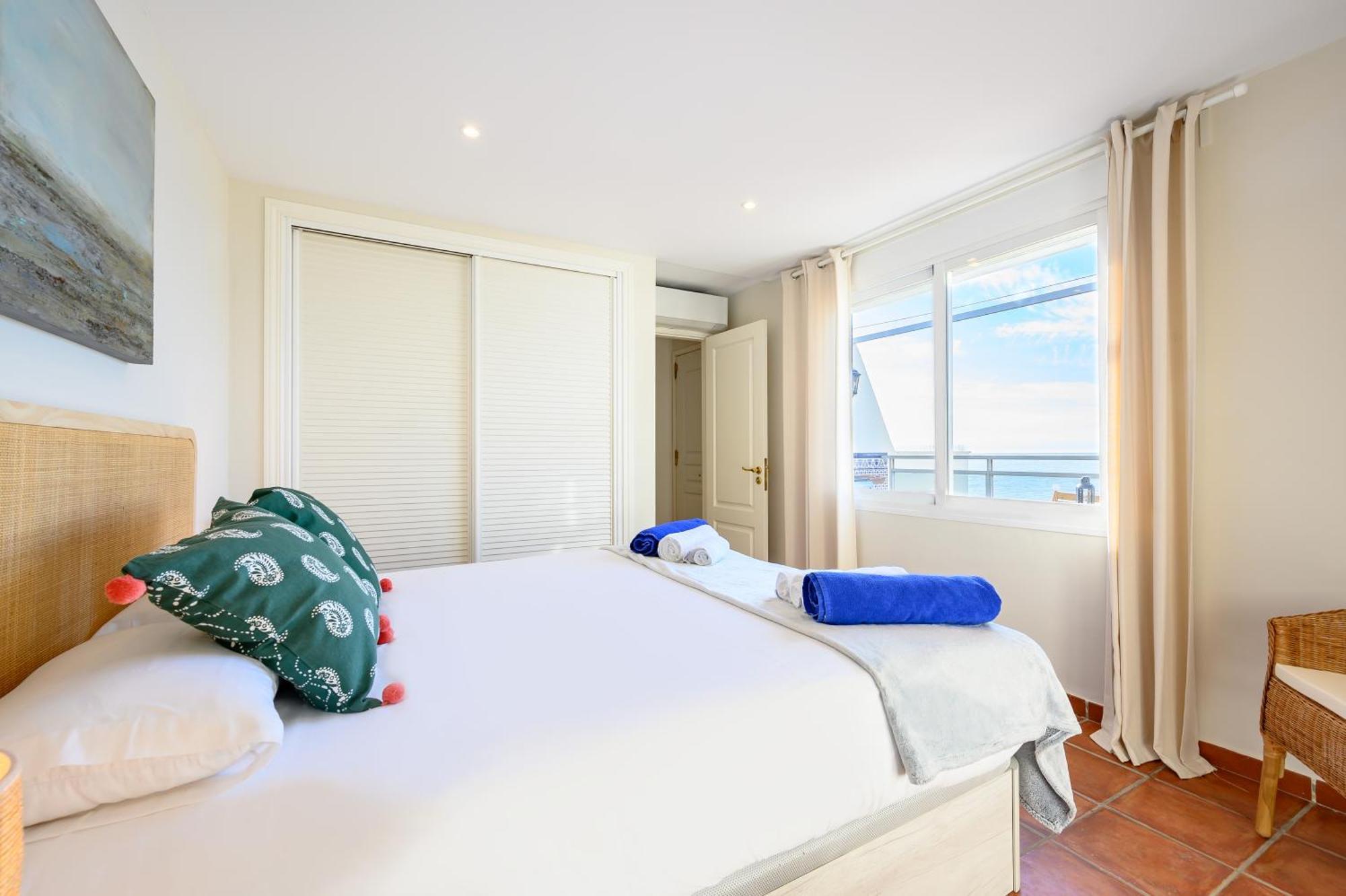 Imperator Sea Views Apartment