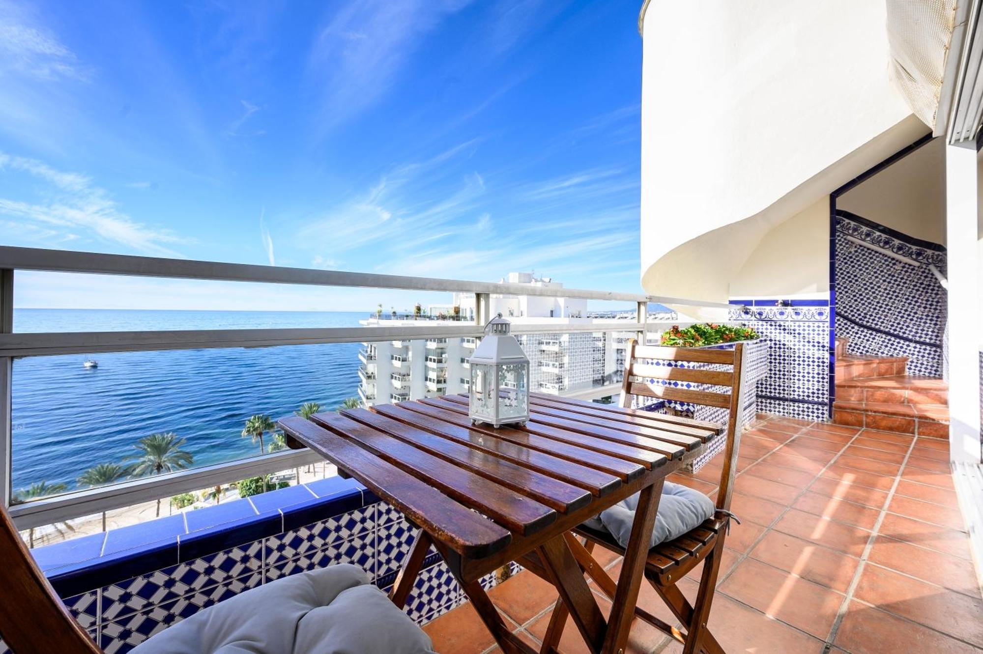 Imperator Sea Views Apartment Marbella